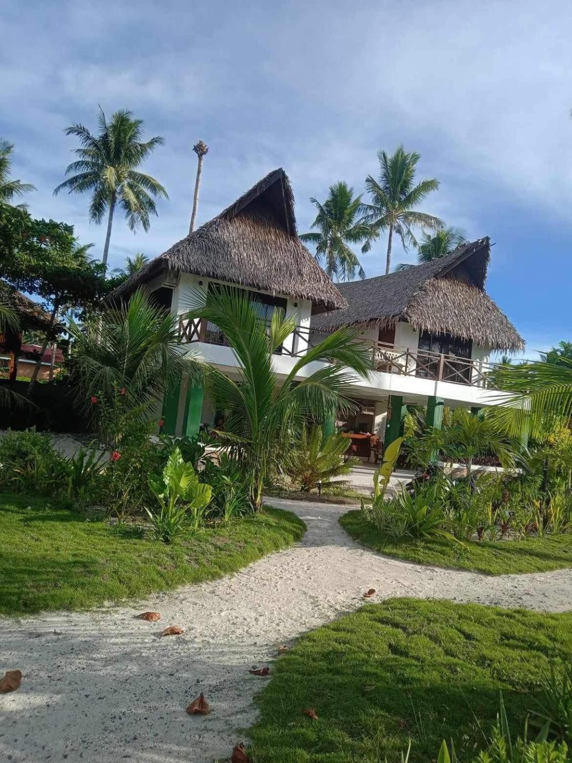 Private Beachfront Villa In Siargao General Luna  Exterior foto